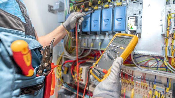 Best Circuit Breaker Repair  in Granite Falls, WA